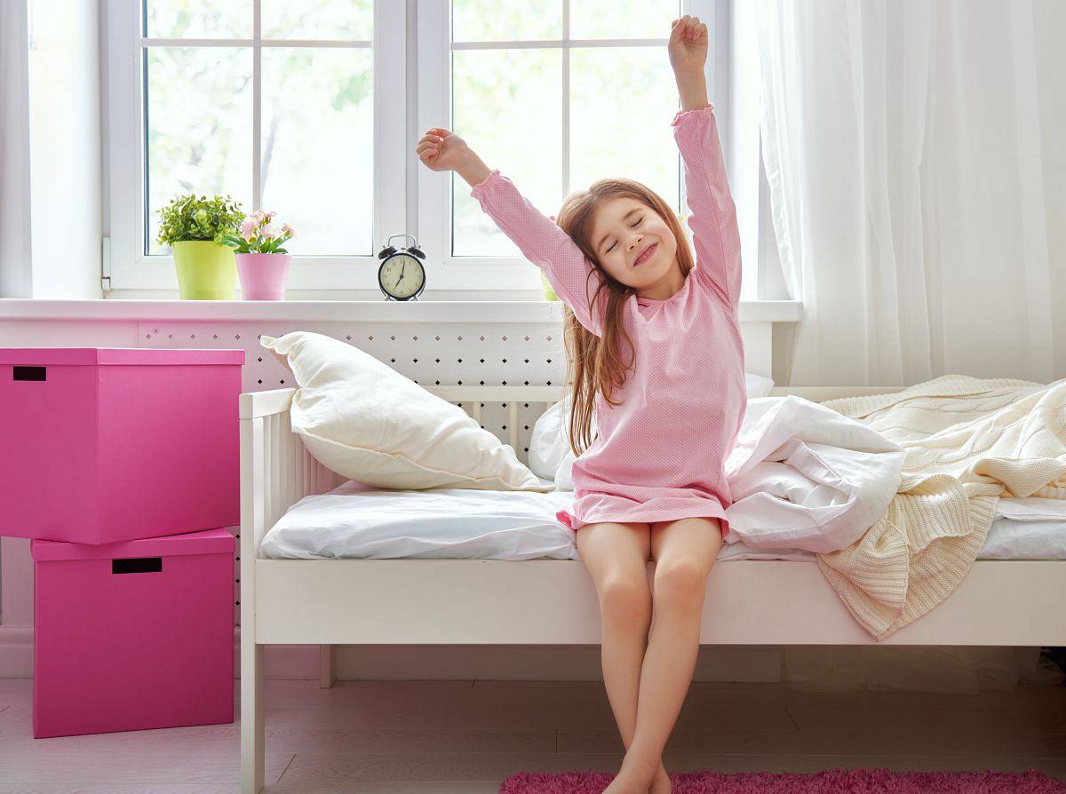 Jak wybrać łóżko dla dziewczynki w wieku 8 lat. Porady i inspiracje.